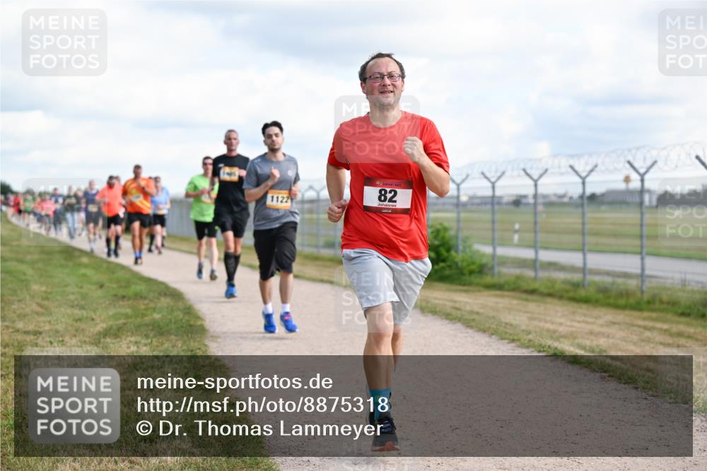 14.09.2025 - Airport Race Dr. Thomas Lammeyer http://msf.ph/oto/8875318 14.09.2025 12:20:08 Laufen 1122, 82 meine-sportfotos.de