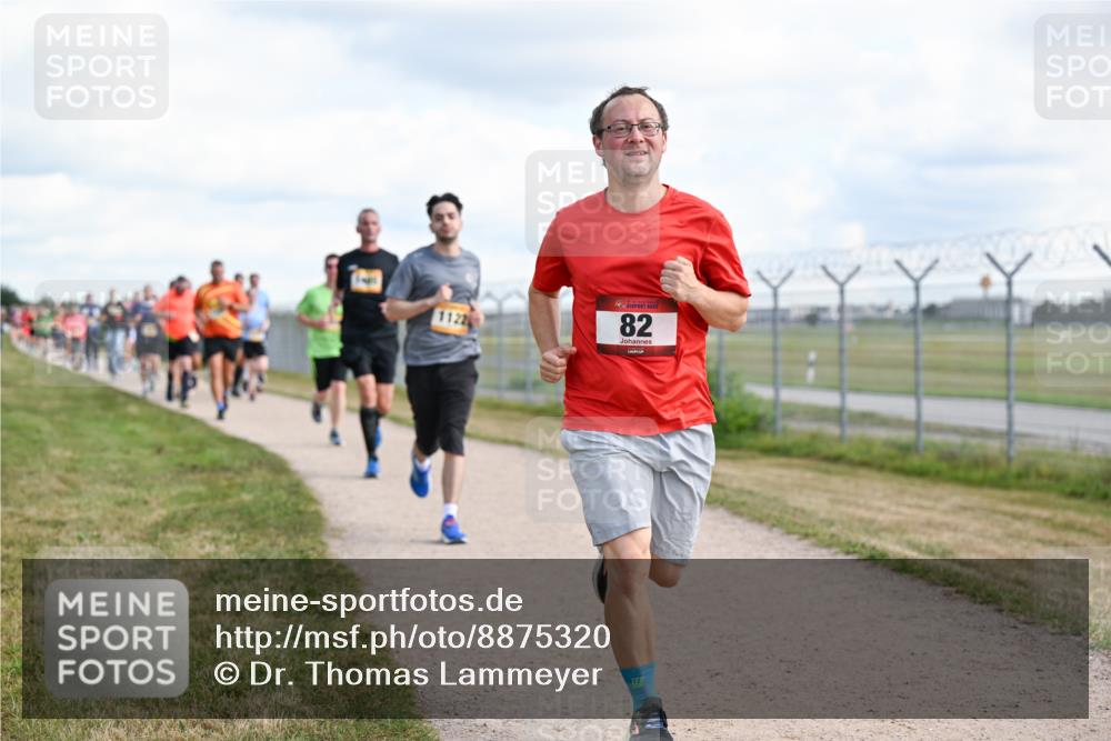 14.09.2025 - Airport Race Dr. Thomas Lammeyer http://msf.ph/oto/8875320 14.09.2025 12:20:08 Laufen 1122, 82 meine-sportfotos.de