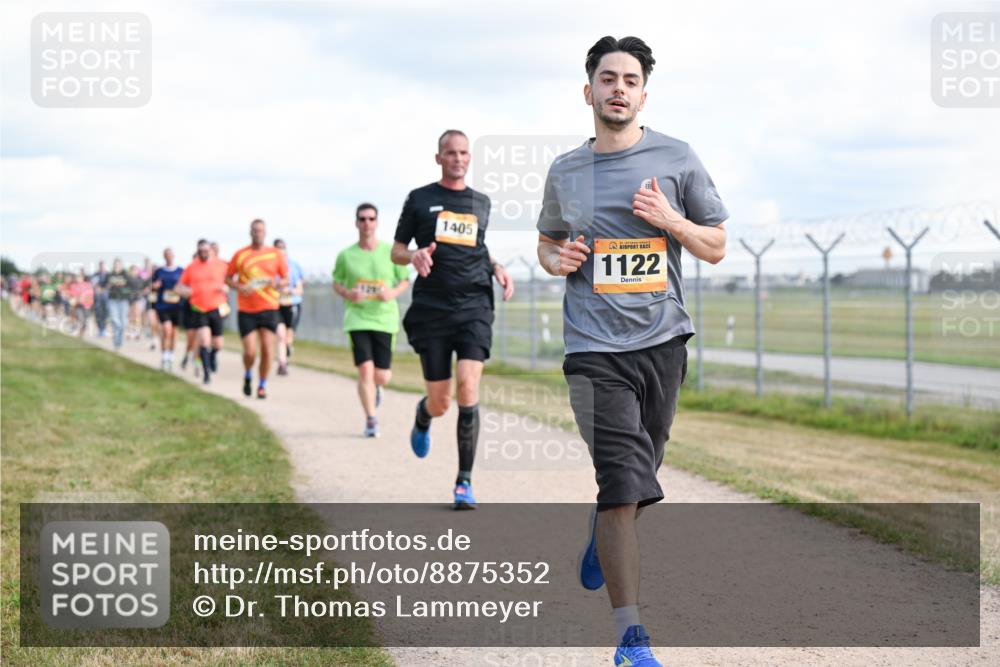 14.09.2025 - Airport Race Dr. Thomas Lammeyer http://msf.ph/oto/8875352 14.09.2025 12:20:10 Laufen 1405, 1122 meine-sportfotos.de