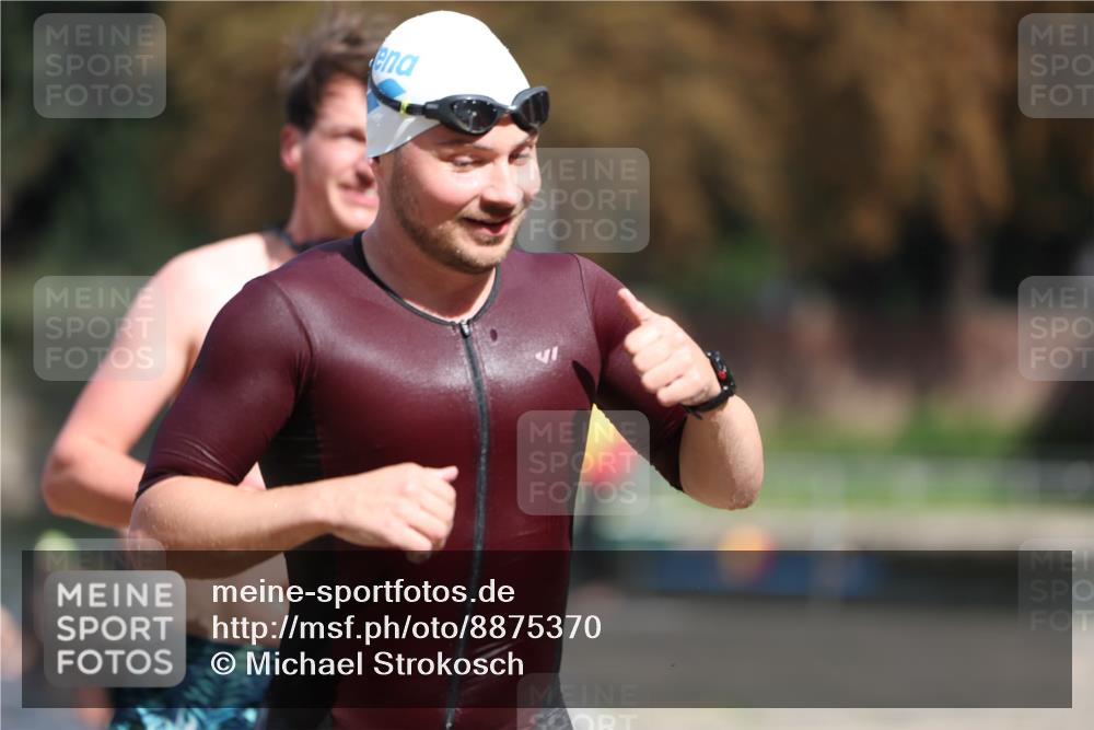 14.09.2025 - Stadtparktriathlon Michael Strokosch http://msf.ph/oto/8875370 14.09.2025 12:54:57 Schwimmen 1435, 1454, 1481, 1493, 1501 meine-sportfotos.de