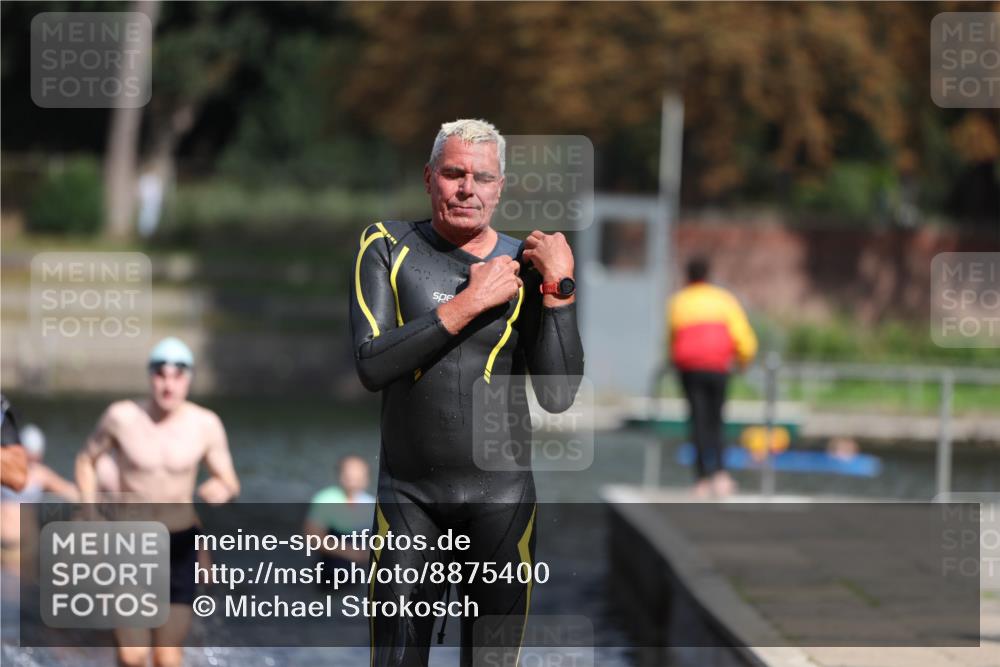 14.09.2025 - Stadtparktriathlon Michael Strokosch http://msf.ph/oto/8875400 14.09.2025 12:55:08 Schwimmen 1477, 1483, 1487, 1489, 1490, 1505 meine-sportfotos.de