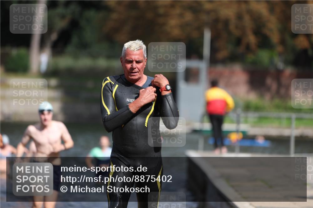 14.09.2025 - Stadtparktriathlon Michael Strokosch http://msf.ph/oto/8875402 14.09.2025 12:55:08 Schwimmen 1477, 1483, 1487, 1489, 1490, 1505 meine-sportfotos.de