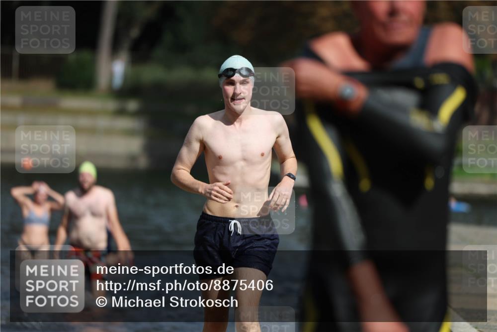 14.09.2025 - Stadtparktriathlon Michael Strokosch http://msf.ph/oto/8875406 14.09.2025 12:55:11 Schwimmen 1477, 1483, 1487, 1489, 1490, 1505 meine-sportfotos.de
