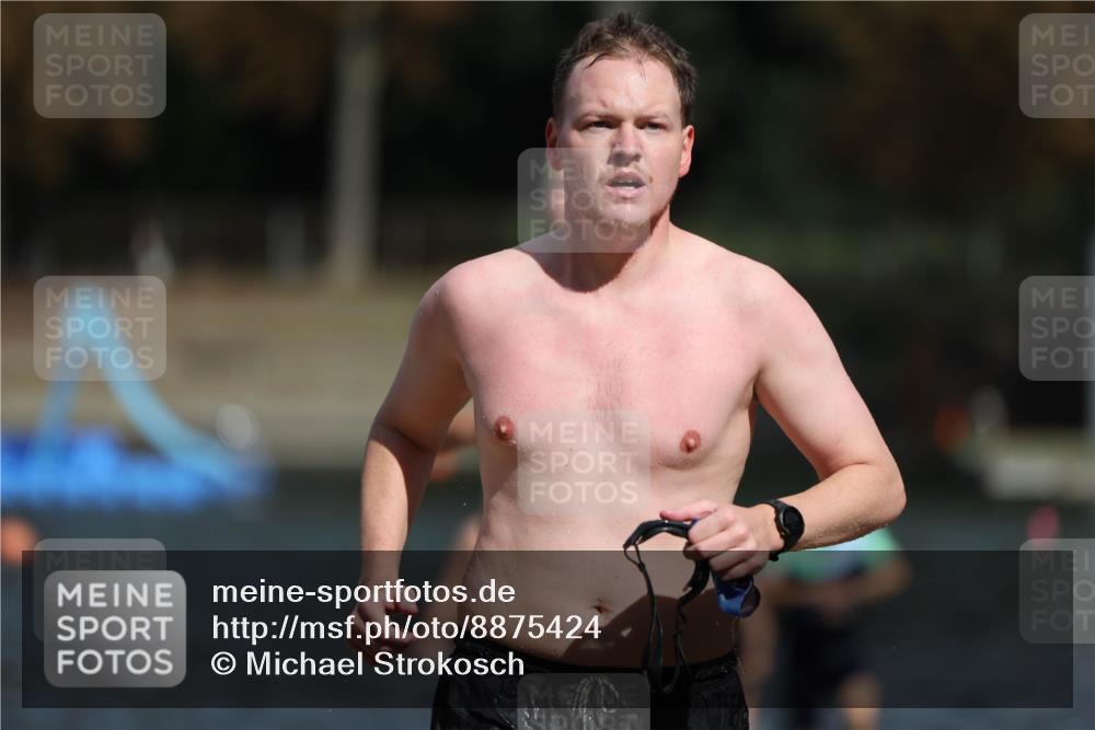 14.09.2025 - Stadtparktriathlon Michael Strokosch http://msf.ph/oto/8875424 14.09.2025 12:55:19 Schwimmen 1455, 1477, 1483, 1487, 1488, 1489 meine-sportfotos.de
