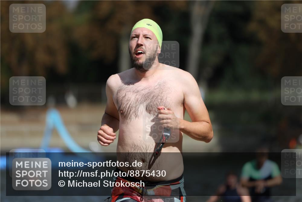 14.09.2025 - Stadtparktriathlon Michael Strokosch http://msf.ph/oto/8875430 14.09.2025 12:55:20 Schwimmen 1455, 1474, 1483, 1487, 1488, 1489 meine-sportfotos.de