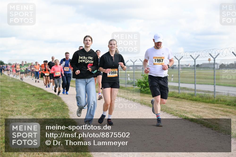 14.09.2025 - Airport Race Dr. Thomas Lammeyer http://msf.ph/oto/8875502 14.09.2025 12:20:20 Laufen 2102, 1920, 1966, 1967 meine-sportfotos.de