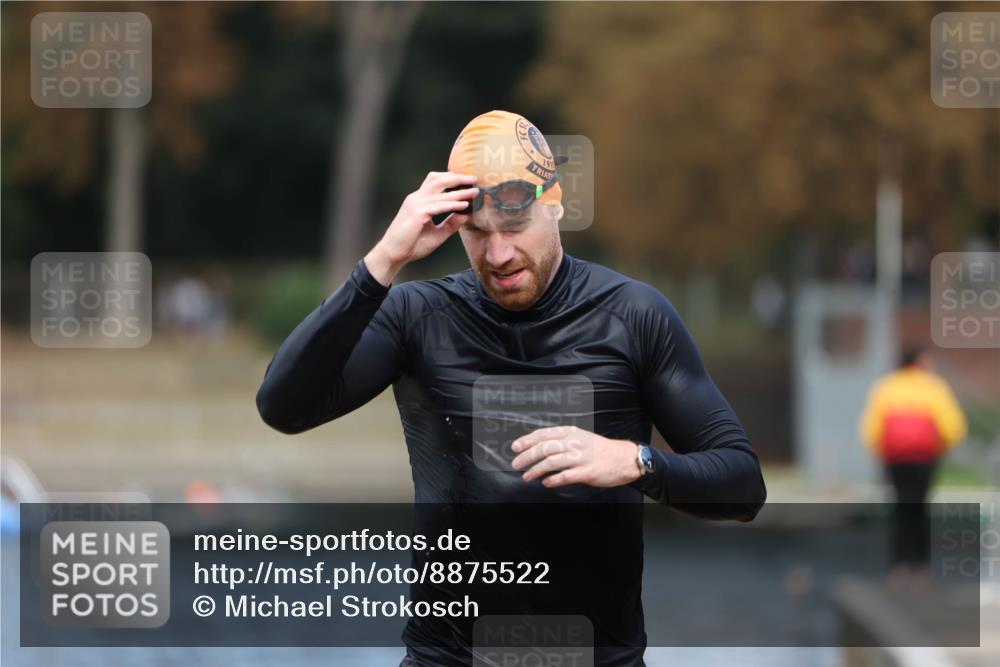 14.09.2025 - Stadtparktriathlon Michael Strokosch http://msf.ph/oto/8875522 14.09.2025 13:02:33 Schwimmen 1475 meine-sportfotos.de