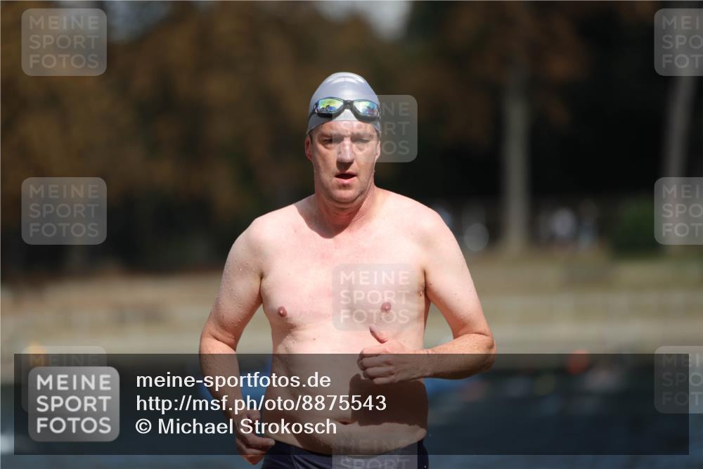 14.09.2025 - Stadtparktriathlon Michael Strokosch http://msf.ph/oto/8875543 14.09.2025 13:03:21 Schwimmen 1491 meine-sportfotos.de