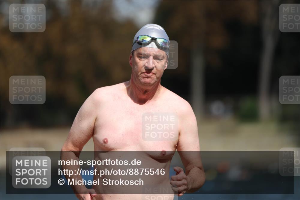 14.09.2025 - Stadtparktriathlon Michael Strokosch http://msf.ph/oto/8875546 14.09.2025 13:03:22 Schwimmen 1491 meine-sportfotos.de