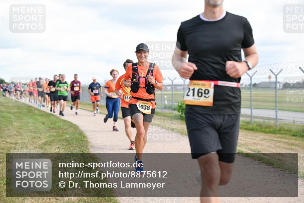 14.09.2025 - Airport Race Dr. Thomas Lammeyer http://msf.ph/oto/8875612 14.09.2025 12:20:27 Laufen 3050, 114, 1038, 2169 meine-sportfotos.de