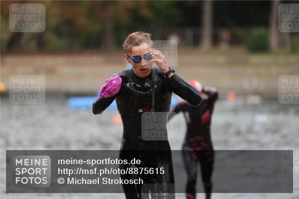 14.09.2025 - Stadtparktriathlon Michael Strokosch http://msf.ph/oto/8875615 14.09.2025 13:07:56 Schwimmen 1537, 1545 meine-sportfotos.de