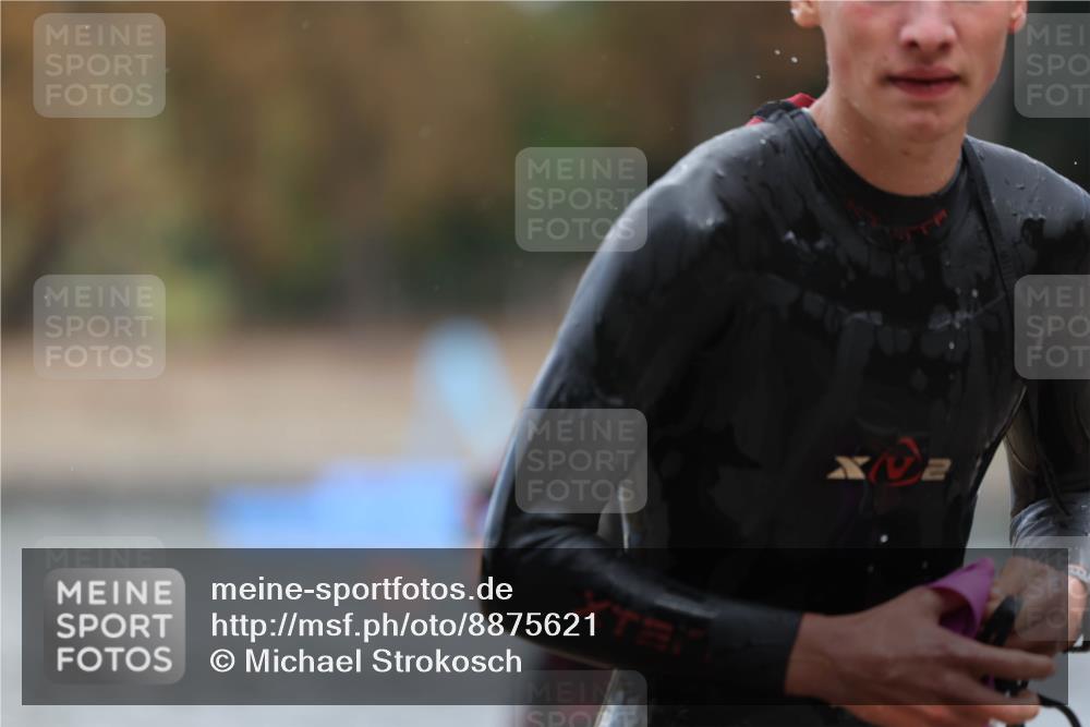 14.09.2025 - Stadtparktriathlon Michael Strokosch http://msf.ph/oto/8875621 14.09.2025 13:07:58 Schwimmen 1537, 1545 meine-sportfotos.de