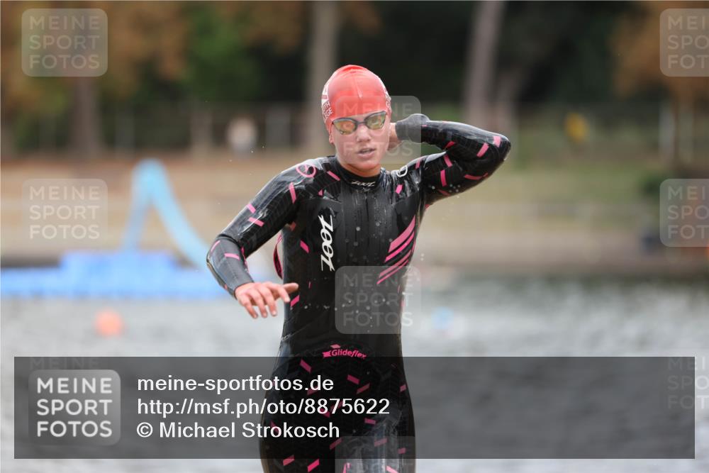 14.09.2025 - Stadtparktriathlon Michael Strokosch http://msf.ph/oto/8875622 14.09.2025 13:07:58 Schwimmen 1537, 1545 meine-sportfotos.de