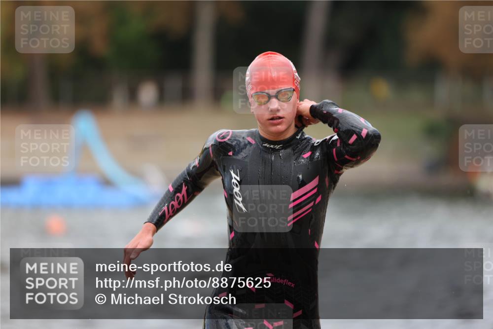 14.09.2025 - Stadtparktriathlon Michael Strokosch http://msf.ph/oto/8875625 14.09.2025 13:07:59 Schwimmen 1537, 1545 meine-sportfotos.de