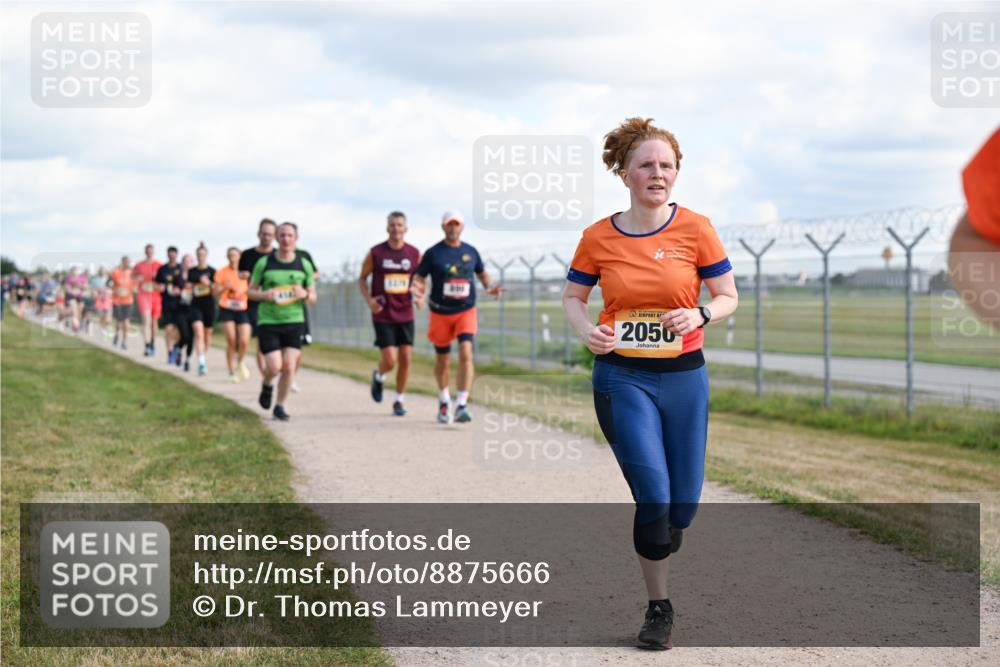 14.09.2025 - Airport Race Dr. Thomas Lammeyer http://msf.ph/oto/8875666 14.09.2025 12:20:30 Laufen 2050 meine-sportfotos.de