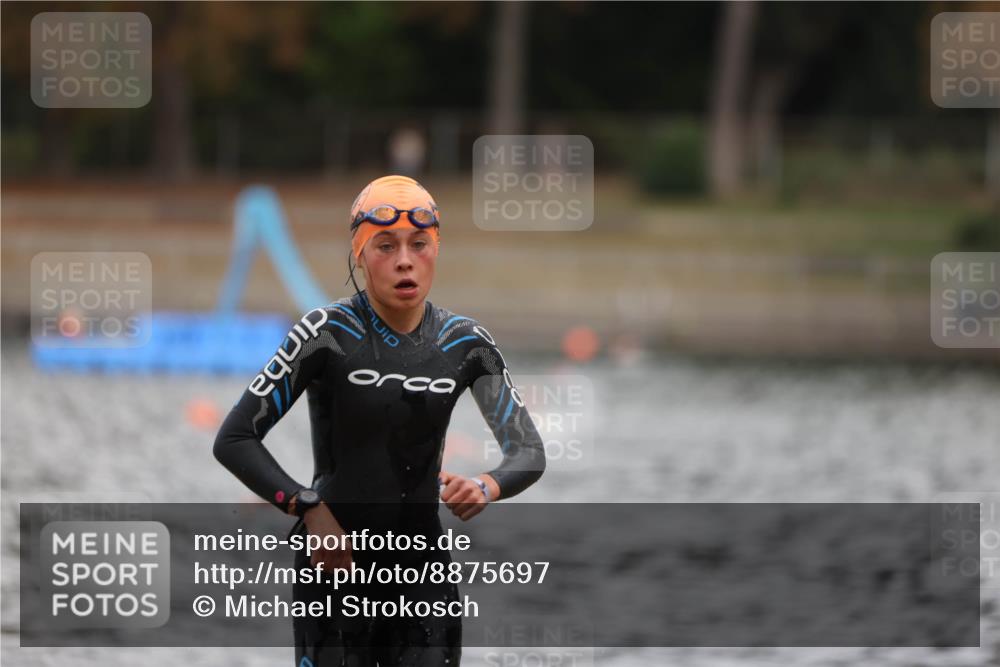 14.09.2025 - Stadtparktriathlon Michael Strokosch http://msf.ph/oto/8875697 14.09.2025 13:08:48 Schwimmen 1526 meine-sportfotos.de