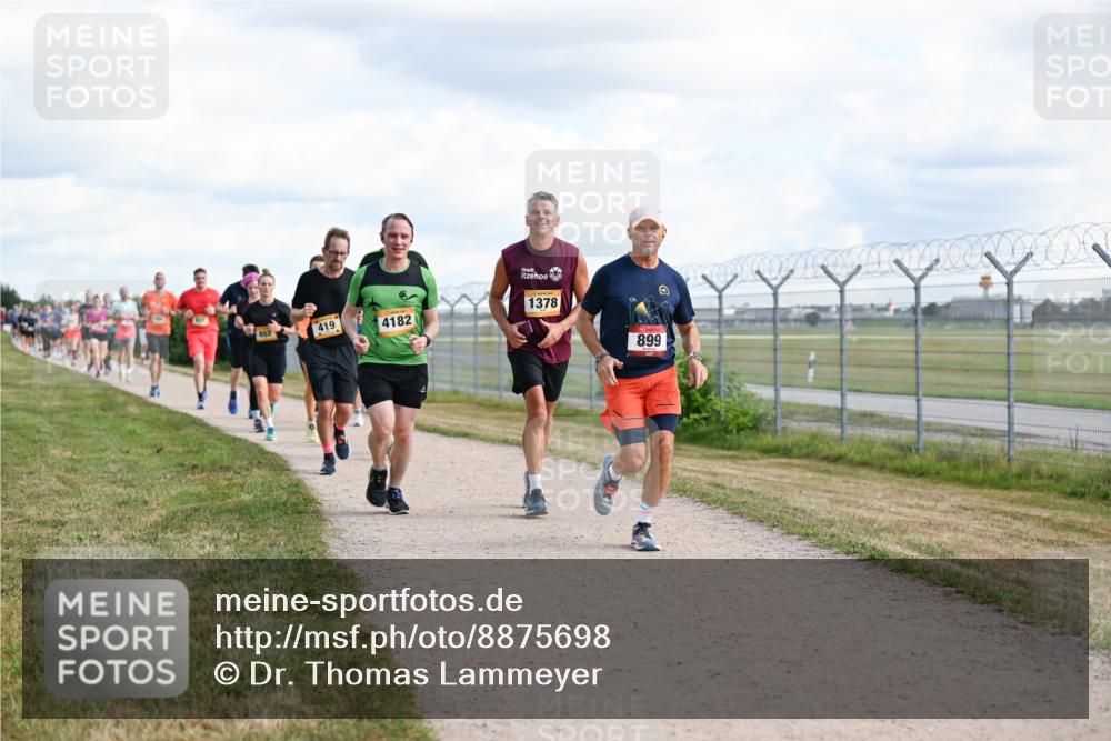 14.09.2025 - Airport Race Dr. Thomas Lammeyer http://msf.ph/oto/8875698 14.09.2025 12:20:32 Laufen 419, 4182, 1378, 899 meine-sportfotos.de