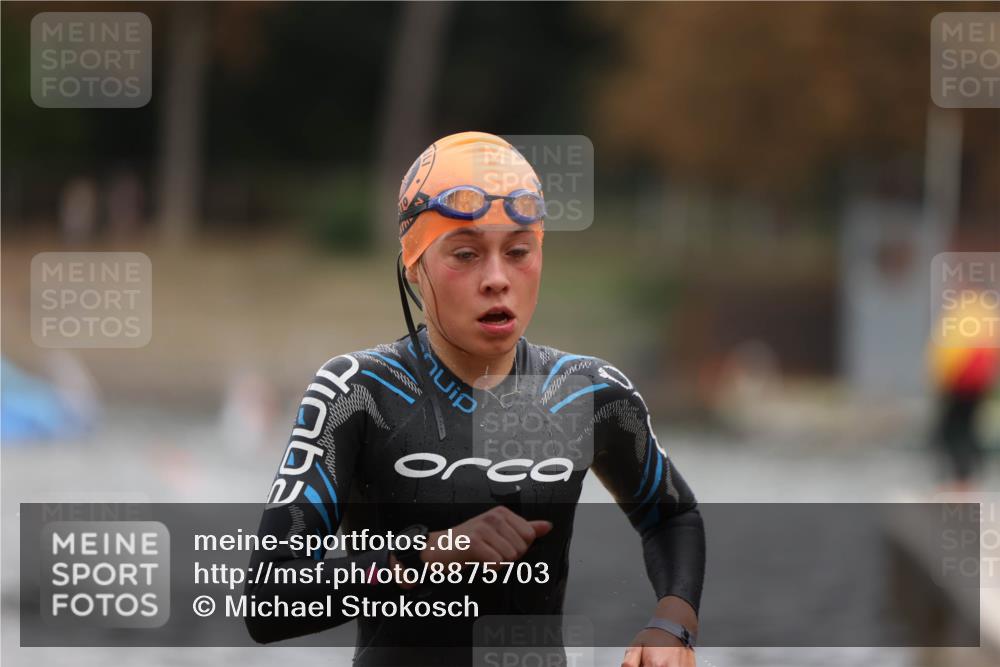 14.09.2025 - Stadtparktriathlon Michael Strokosch http://msf.ph/oto/8875703 14.09.2025 13:08:49 Schwimmen 1526, 1547 meine-sportfotos.de