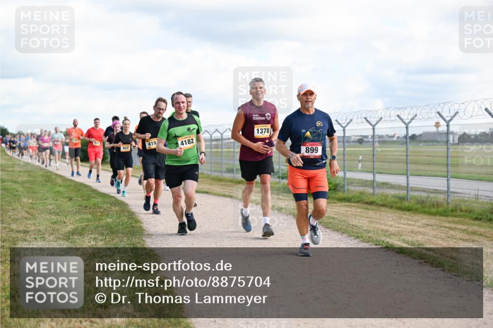 14.09.2025 - Airport Race Dr. Thomas Lammeyer http://msf.ph/oto/8875704 14.09.2025 12:20:32 Laufen 652, 419, 4182, 1378, 899 meine-sportfotos.de