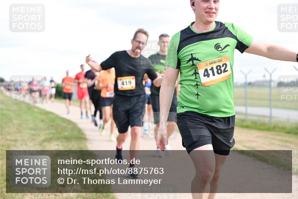14.09.2025 - Airport Race Dr. Thomas Lammeyer http://msf.ph/oto/8875763 14.09.2025 12:20:35 Laufen 419, 4182 meine-sportfotos.de