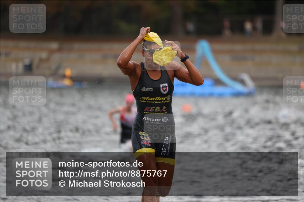 14.09.2025 - Stadtparktriathlon Michael Strokosch http://msf.ph/oto/8875767 14.09.2025 13:09:22 Schwimmen 1525, 1541, 1552 meine-sportfotos.de