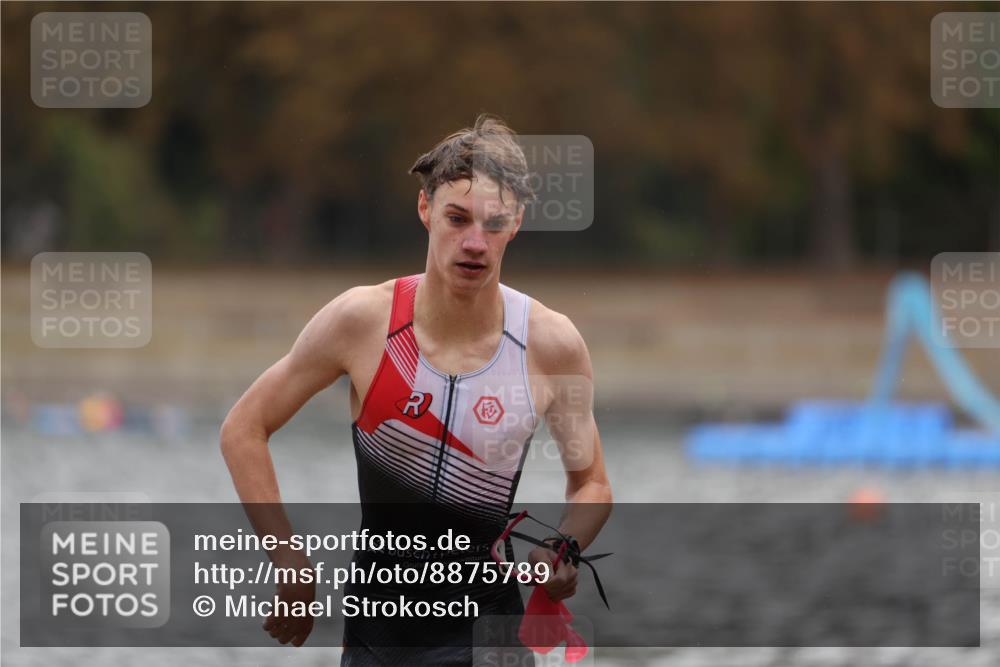 14.09.2025 - Stadtparktriathlon Michael Strokosch http://msf.ph/oto/8875789 14.09.2025 13:09:29 Schwimmen 1552 meine-sportfotos.de
