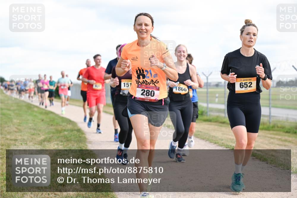 14.09.2025 - Airport Race Dr. Thomas Lammeyer http://msf.ph/oto/8875810 14.09.2025 12:20:37 Laufen 151, 21, 280, 866, 652 meine-sportfotos.de
