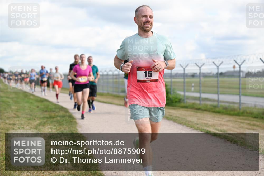 14.09.2025 - Airport Race Dr. Thomas Lammeyer http://msf.ph/oto/8875909 14.09.2025 12:20:43 Laufen 15 meine-sportfotos.de