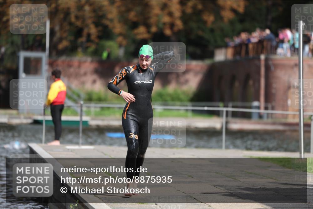 14.09.2025 - Stadtparktriathlon Michael Strokosch http://msf.ph/oto/8875935 14.09.2025 13:11:51 Schwimmen 1522 meine-sportfotos.de