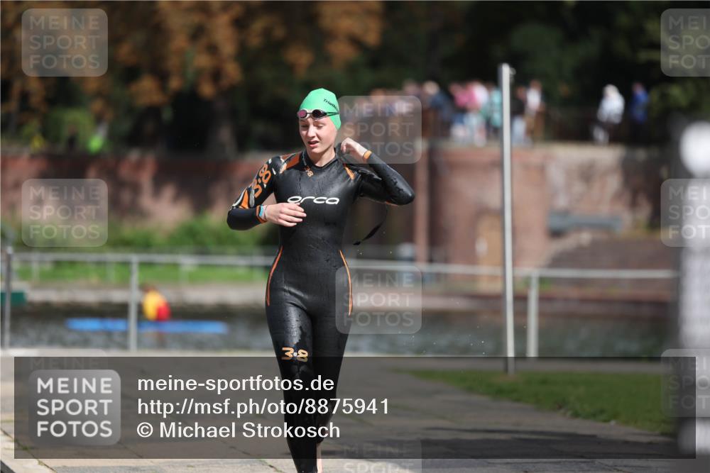 14.09.2025 - Stadtparktriathlon Michael Strokosch http://msf.ph/oto/8875941 14.09.2025 13:11:53 Schwimmen 1522 meine-sportfotos.de
