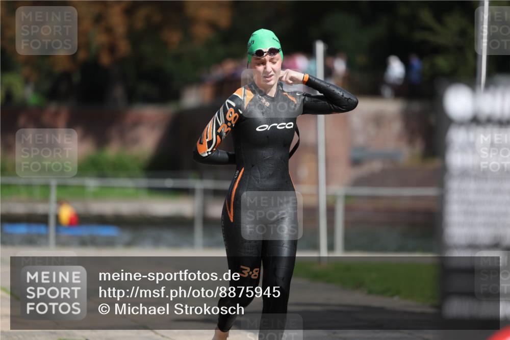 14.09.2025 - Stadtparktriathlon Michael Strokosch http://msf.ph/oto/8875945 14.09.2025 13:11:54 Schwimmen 1522 meine-sportfotos.de