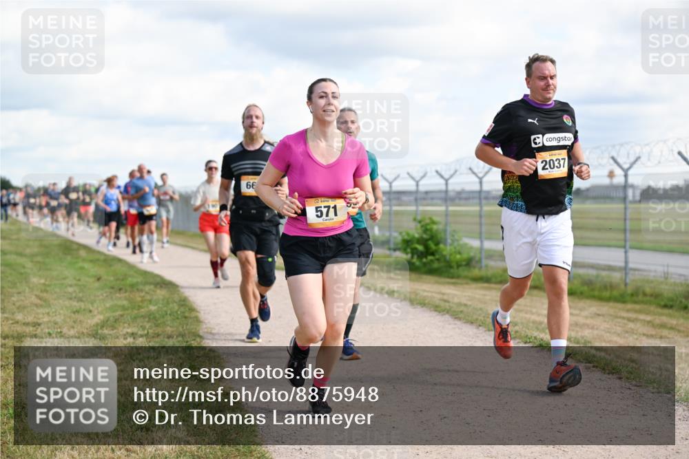 14.09.2025 - Airport Race Dr. Thomas Lammeyer http://msf.ph/oto/8875948 14.09.2025 12:20:45 Laufen 66, 571, 2037 meine-sportfotos.de