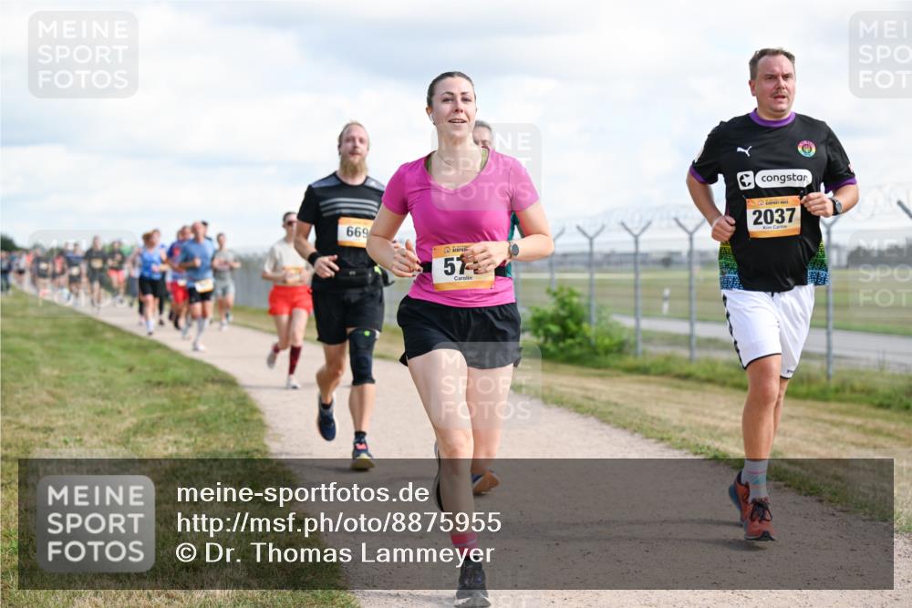 14.09.2025 - Airport Race Dr. Thomas Lammeyer http://msf.ph/oto/8875955 14.09.2025 12:20:46 Laufen 669, 57, 2037 meine-sportfotos.de