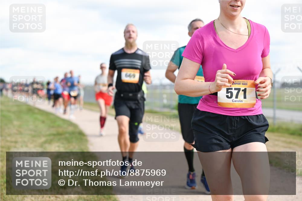 14.09.2025 - Airport Race Dr. Thomas Lammeyer http://msf.ph/oto/8875969 14.09.2025 12:20:46 Laufen 669, 571 meine-sportfotos.de