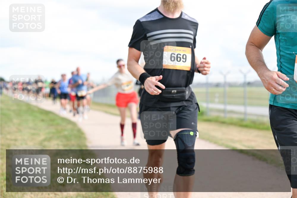 14.09.2025 - Airport Race Dr. Thomas Lammeyer http://msf.ph/oto/8875988 14.09.2025 12:20:48 Laufen 669 meine-sportfotos.de