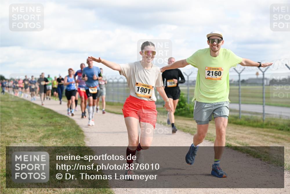 14.09.2025 - Airport Race Dr. Thomas Lammeyer http://msf.ph/oto/8876010 14.09.2025 12:20:49 Laufen 1901, 324, 2160 meine-sportfotos.de