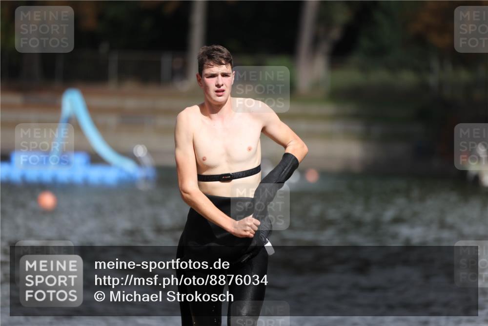 14.09.2025 - Stadtparktriathlon Michael Strokosch http://msf.ph/oto/8876034 14.09.2025 13:12:37 Schwimmen 1554 meine-sportfotos.de