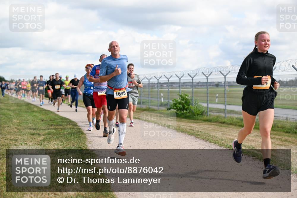 14.09.2025 - Airport Race Dr. Thomas Lammeyer http://msf.ph/oto/8876042 14.09.2025 12:20:51 Laufen 420, 1695, 852 meine-sportfotos.de