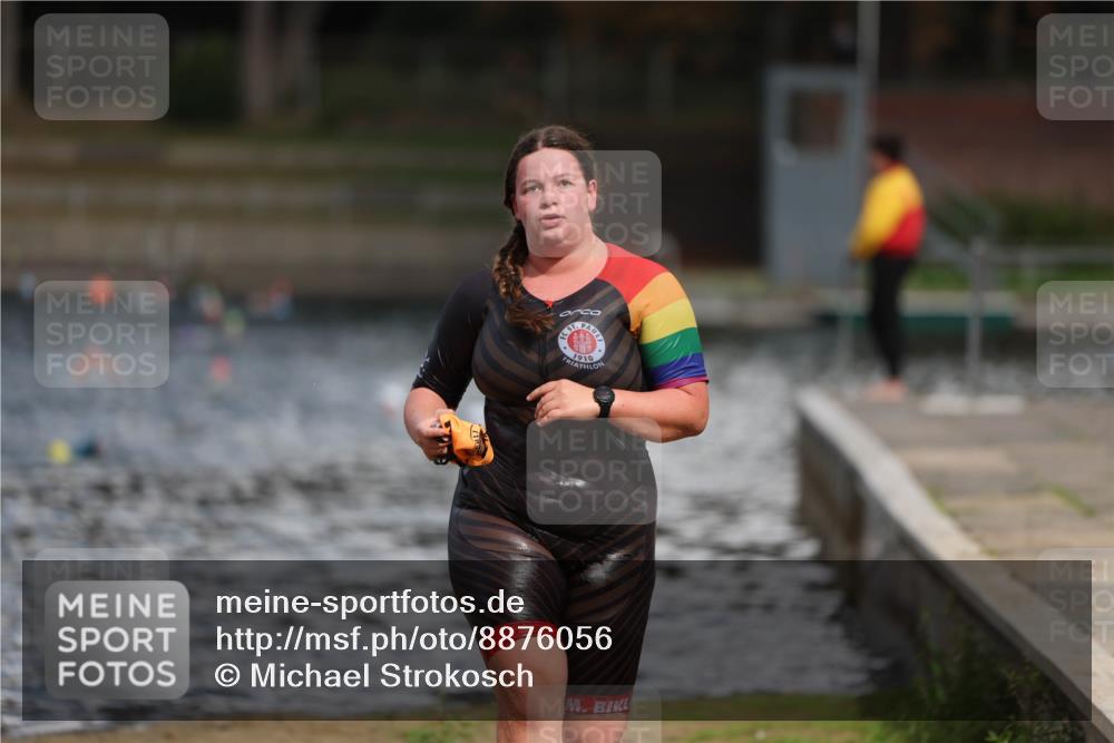 14.09.2025 - Stadtparktriathlon Michael Strokosch http://msf.ph/oto/8876056 14.09.2025 13:14:39 Schwimmen 1528 meine-sportfotos.de