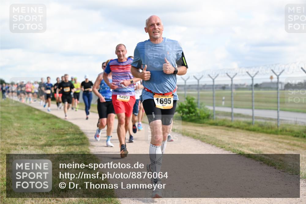 14.09.2025 - Airport Race Dr. Thomas Lammeyer http://msf.ph/oto/8876064 14.09.2025 12:20:52 Laufen 4209, 1695 meine-sportfotos.de