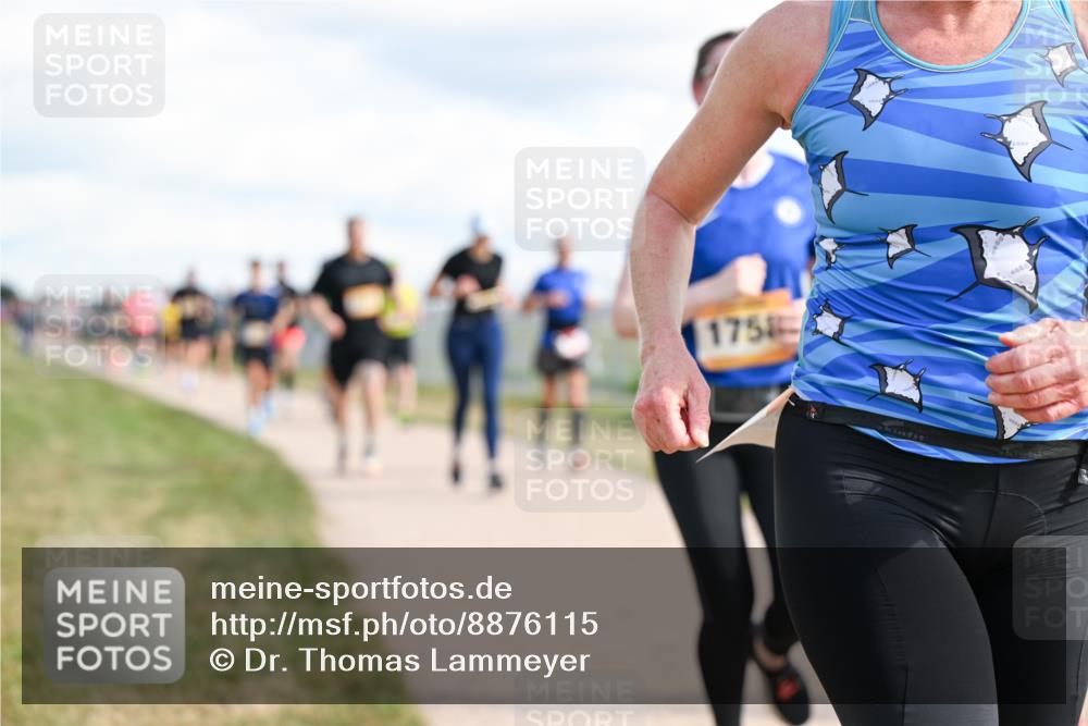 14.09.2025 - Airport Race Dr. Thomas Lammeyer http://msf.ph/oto/8876115 14.09.2025 12:20:55 Laufen 1758 meine-sportfotos.de