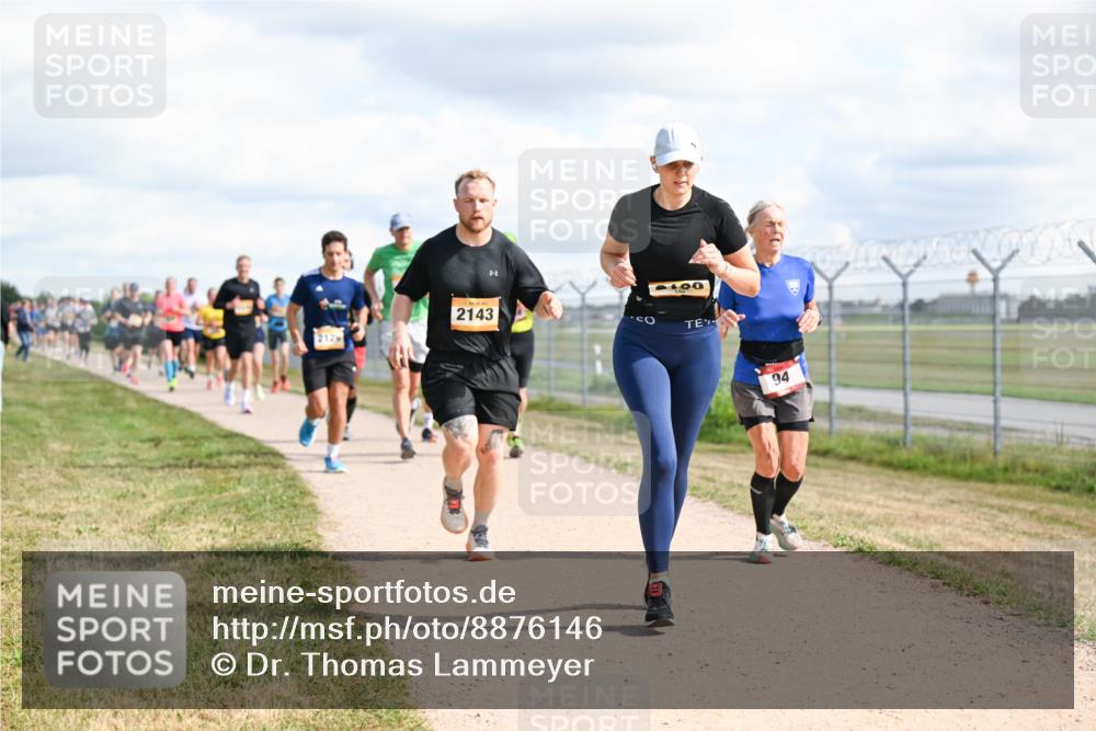 14.09.2025 - Airport Race Dr. Thomas Lammeyer http://msf.ph/oto/8876146 14.09.2025 12:20:57 Laufen 100, 2143, 212, 94 meine-sportfotos.de