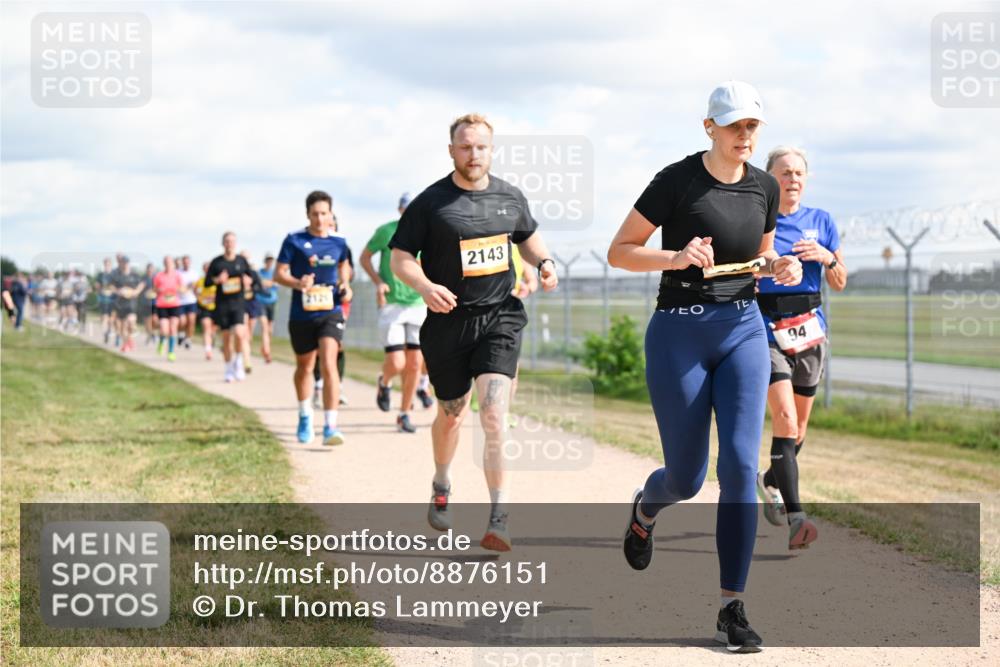 14.09.2025 - Airport Race Dr. Thomas Lammeyer http://msf.ph/oto/8876151 14.09.2025 12:20:57 Laufen 2143, 94 meine-sportfotos.de