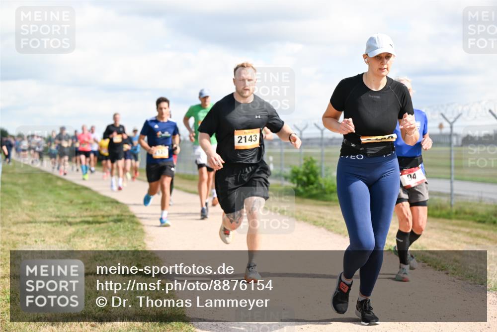 14.09.2025 - Airport Race Dr. Thomas Lammeyer http://msf.ph/oto/8876154 14.09.2025 12:20:57 Laufen 2143, 94 meine-sportfotos.de
