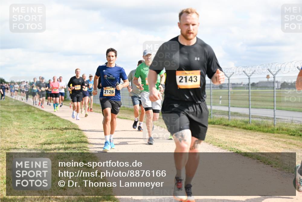 14.09.2025 - Airport Race Dr. Thomas Lammeyer http://msf.ph/oto/8876166 14.09.2025 12:20:58 Laufen 2143, 1530, 2126 meine-sportfotos.de