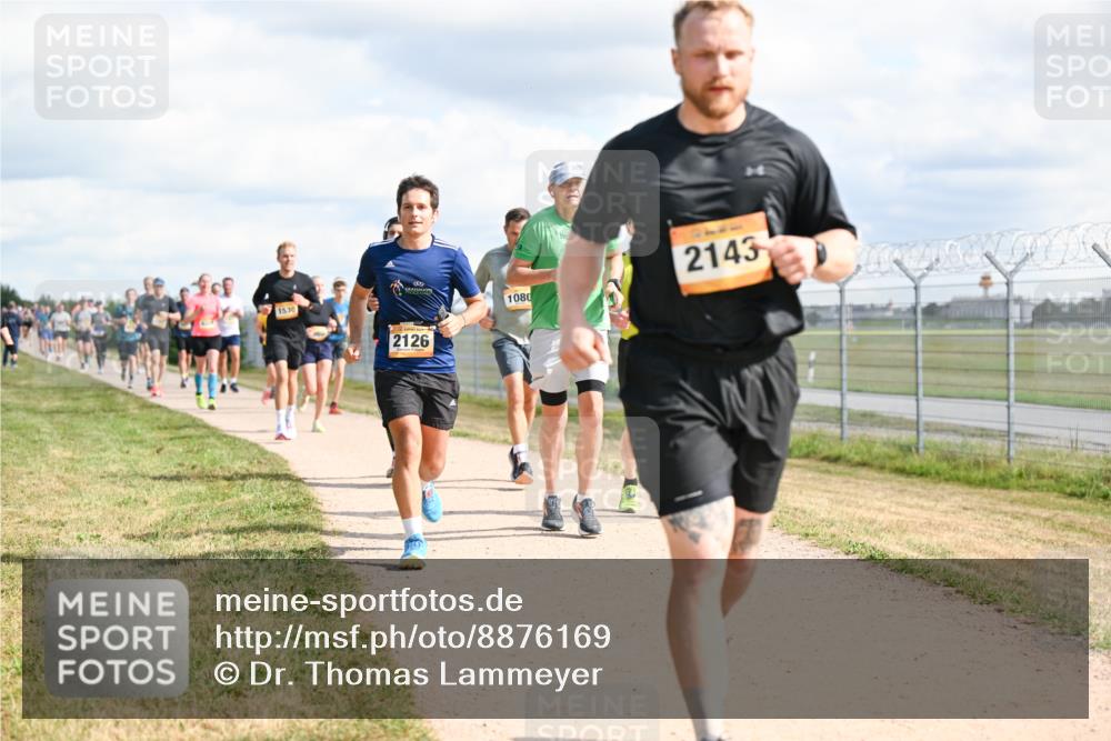 14.09.2025 - Airport Race Dr. Thomas Lammeyer http://msf.ph/oto/8876169 14.09.2025 12:20:58 Laufen 1530, 2126, 2143, 1080 meine-sportfotos.de