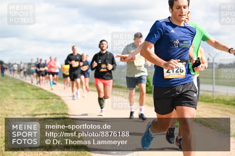 14.09.2025 - Airport Race Dr. Thomas Lammeyer http://msf.ph/oto/8876188 14.09.2025 12:21:00 Laufen 2126 meine-sportfotos.de