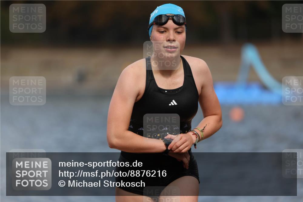 14.09.2025 - Stadtparktriathlon Michael Strokosch http://msf.ph/oto/8876216 14.09.2025 13:15:48 Schwimmen 1523 meine-sportfotos.de