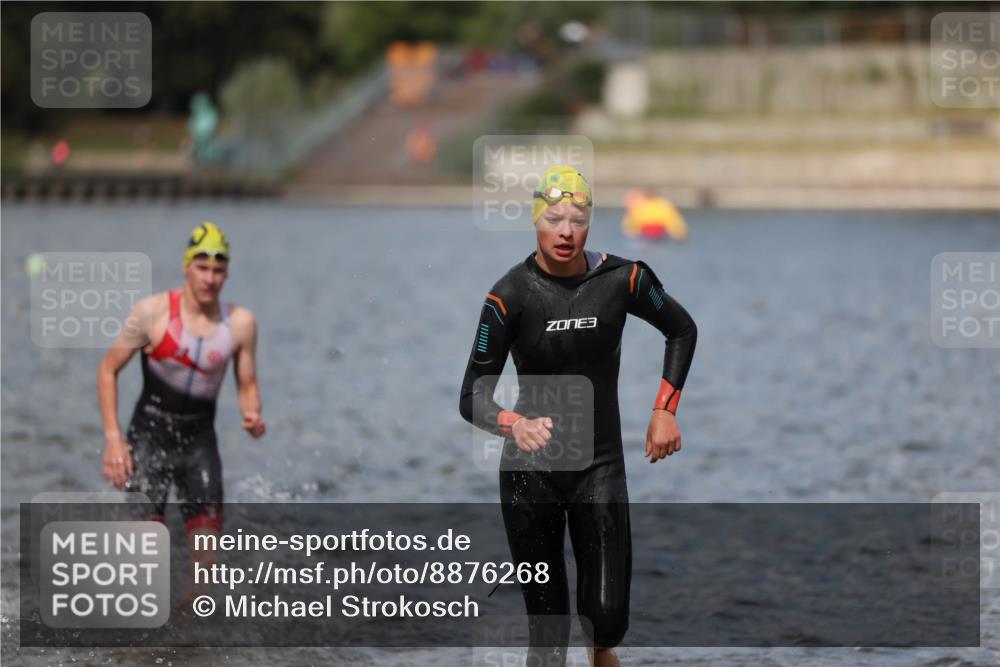 14.09.2025 - Stadtparktriathlon Michael Strokosch http://msf.ph/oto/8876268 14.09.2025 13:16:18 Schwimmen 1576, 1594, 1596, 1603, 1605, 1607, 1618 meine-sportfotos.de