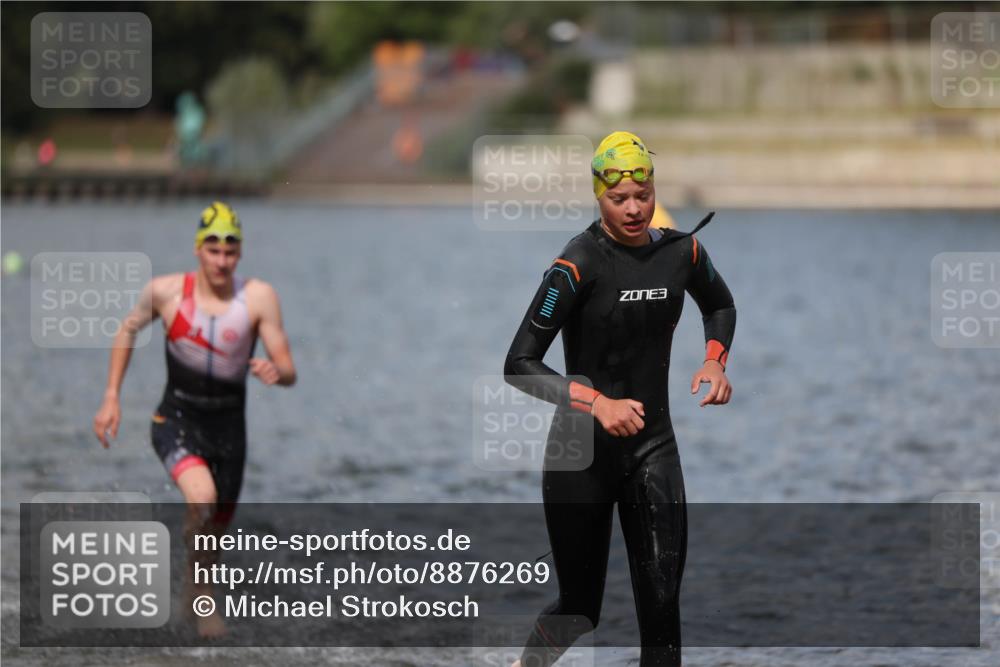 14.09.2025 - Stadtparktriathlon Michael Strokosch http://msf.ph/oto/8876269 14.09.2025 13:16:18 Schwimmen 1576, 1594, 1596, 1603, 1605, 1607, 1618 meine-sportfotos.de